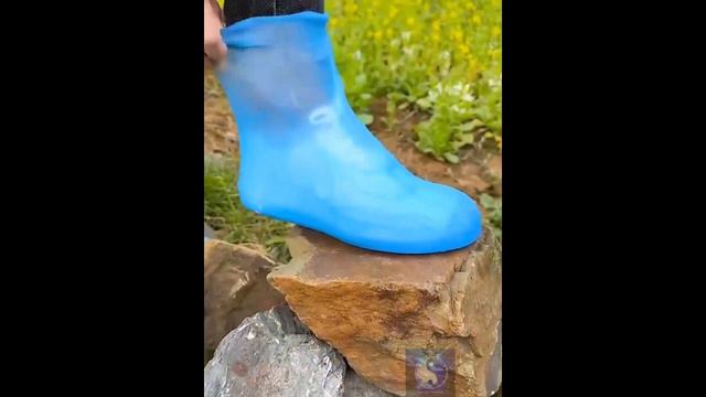 Силиконовые водонепроницаемые чехлы для обуви.