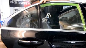 Установка солнцезащитной пленки на авто