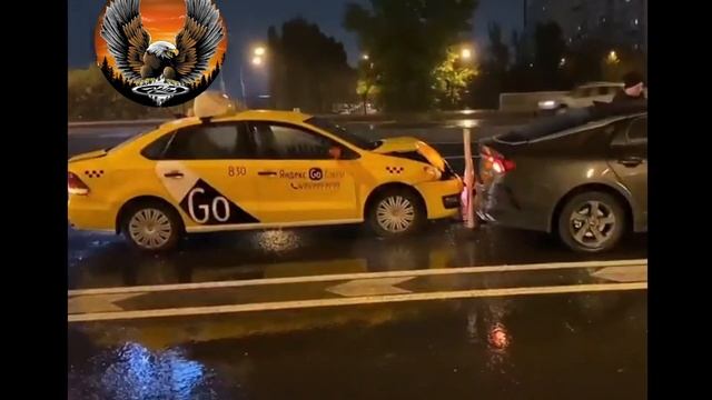 Восемь машин столкнулись на Каширском шоссе в Москве смотреть онлайн