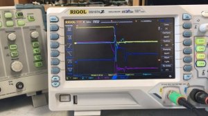 Переходные процессы при коммутации в IGBT-инверторе