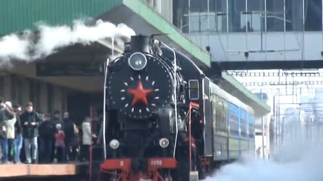 8 марта 2015 ретро паровоз сделал экскурсию по Киеву смотреть онлайн