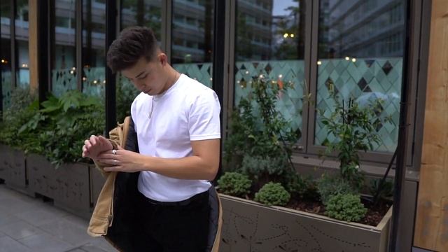 How to Style Dr Martens | Mens Fashion Lookbook смотреть онлайн