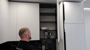 Шикарная и светлая угловая кухня. Обзор и отзыв клиента. Мастерская мебели Геометрия