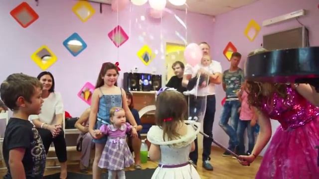 Шоу мыльных пузырей Карины Баевой Санкт-Петербург смотреть онлайн