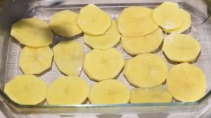 Обалденно вкусная картофельная запеканка с фаршем и сыром!/Картошка с фаршем в духовке
