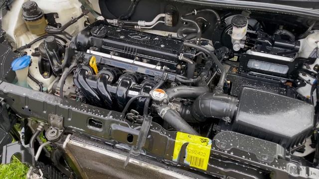 Опять помыл двигатель и радиатор на Solaris смотреть онлайн