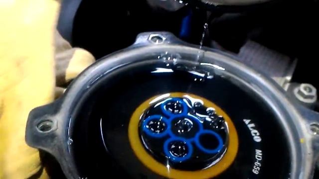 Замена топливного фильтра на WV TOUAREG 2008 г. мотор CASA