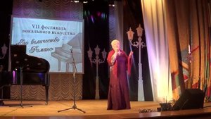 "Тёмно-вишнёвая шаль" - Поёт Вера Царёва