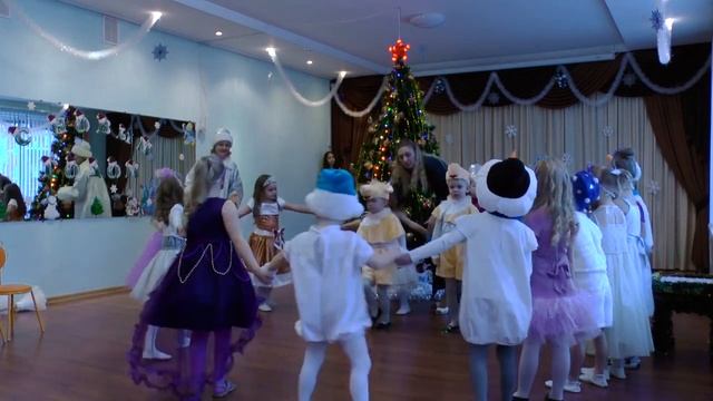 Новогодний утренник в детском саду 26 декабря 2018г. смотреть онлайн