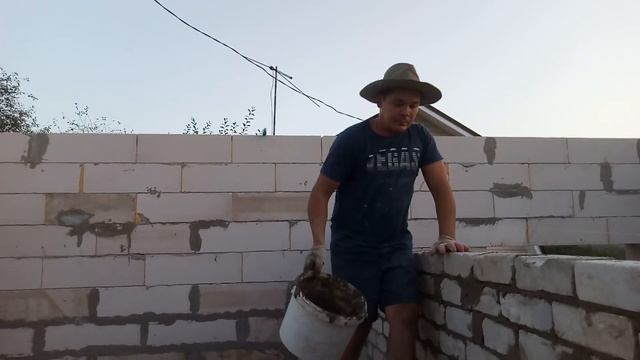 Собрали перегородки в доме за 600 тысяч рублей!