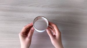 Бобину от скотча не выкидывайте - ей можно найти практическое применение. Делюсь идеей шкатулки