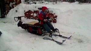 Снегоход для сына из бензопилы Дружба