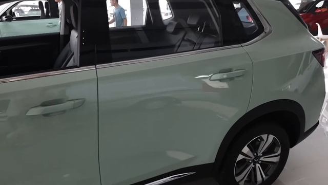 Wuling запускает новый кроссовер Asta смотреть онлайн