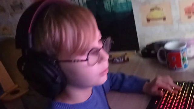 Никита играет в Фортнайт/Fortnite смотреть онлайн