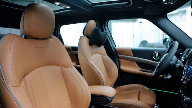 Mini Cooper перетяжка салона в экокожу рыжий салон с серым кантиком [MINI COOPER НОВИНКА 2022]