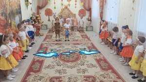 "Мешок яблок" осенний утренник в средней группе