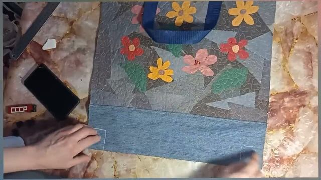 Просто взяла обрезки и сшила нужную вещь.