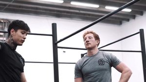 КРИС ХЕРИА. ПОЧЕМУ не выходит ВЫХОД СИЛОЙ? Выход силы на две руки - новые фишки!