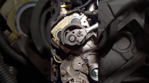 6VD1-W Opel Frontera, Isuzu Rodeo 1999-2003. Как установить шкив ГРМ. Правая головка блока.