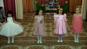 Праздник 8 Марта в подготовительной группе "Магазин для мамы"