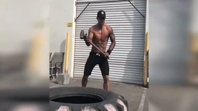 Воркаут и Брейк Данс от Michael Vazquez. ОЧЕНЬ КРАСИВО!!! смотреть онлайн