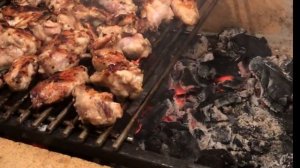 Кирпичный мангал с подъемным механизмом (часть 1).