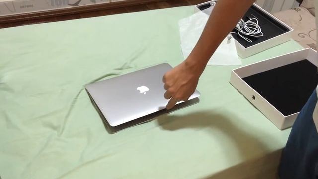 UNBOXING MACBOOK AIR Tech Mind смотреть онлайн