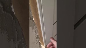 установка межкомнатных дверей (двери с бумаги)