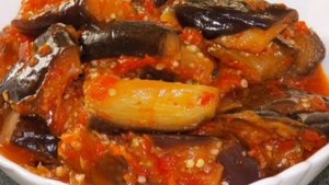 Баклажаны в перечной приправе с чесноком на зиму. Баклажаны по грузинский. Два Рецепта???