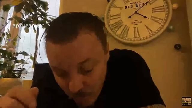 СЕРГЕЙ СИМОНОВ ПЬЕТ СУП 10 ЧАСОВ