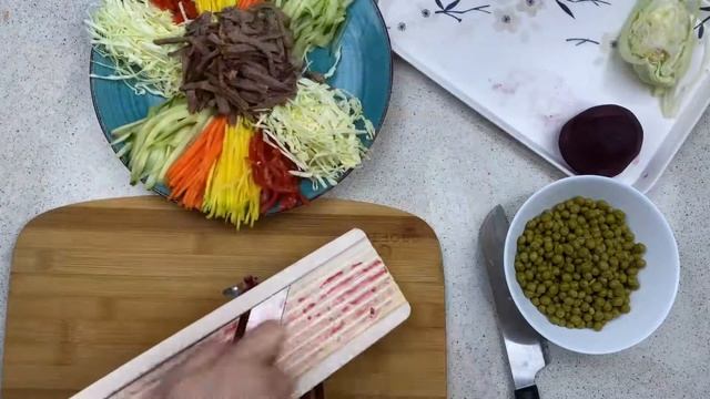 Яркий, полезный, праздничный салат "Радуга" быстро, красиво оригинально!!! | Healthy Rainbow Salad смотреть онлайн