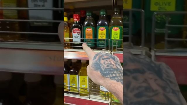 ОЛИВКОВОЕ МАСЛО ЦЕНА В ИНДИИ #shorts смотреть онлайн