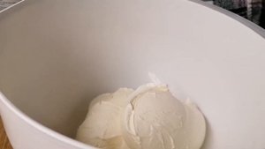 крем для торта из сыра "Филадельфия" и сгущеного молока #кремдляторта #фалодельфия #самыйвкусныйкре