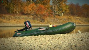 Осень на реке. Прогулка на лодке