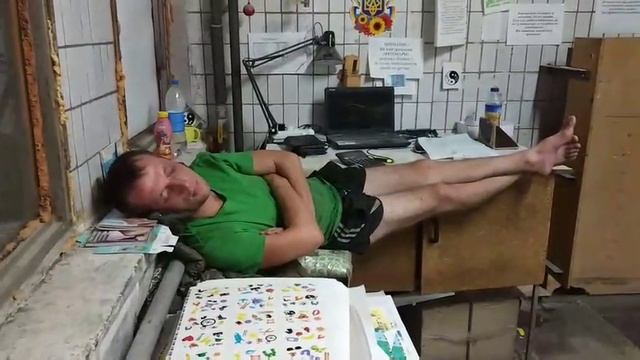 Как развлечь себя в ночную смену. Лучший печатник Гуров и К, представляет. смотреть онлайн