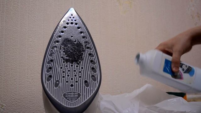 Как почистить пригоревший утюг. смотреть онлайн