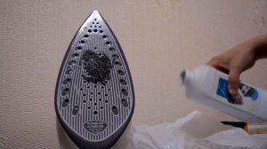 Как почистить пригоревший утюг.