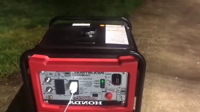 Honda Generator EB2800I Power Equipment Inverter 2800W 120V  Portable Gas Review 2018 смотреть онлайн