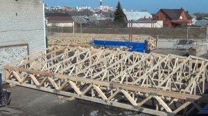 Опыт применения большепролётных деревянных ферм