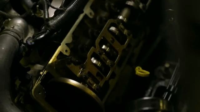 Mobil 1 "Cruiser to Cab Commercial" featuring the Ford Crown Victoria смотреть онлайн