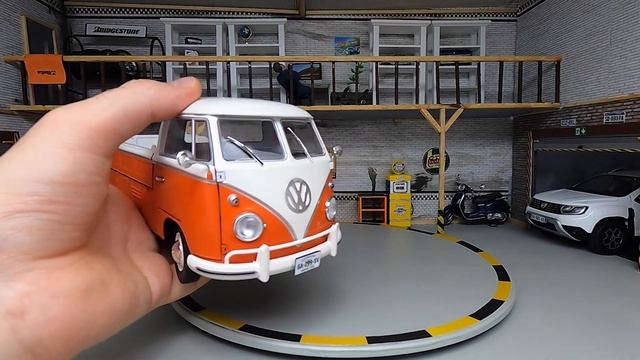 ? VOLKSWAGEN TRANSPORTER T1, Solido 1/18 (S1806701) #74