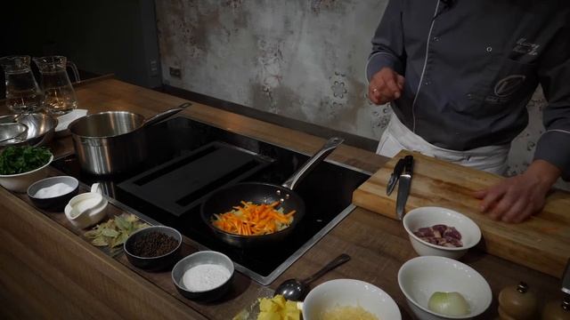 Куриные сердечки в сливочном соусе, запеченные под сыром - рецепт 12+