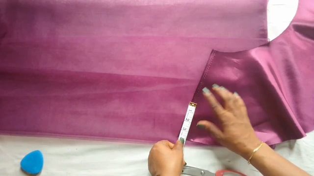 how to make a trendy ruffled ball dress for a girl/ DIY ruffle baby frock cutting and stitching. смотреть онлайн