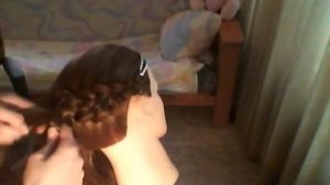 Причёска с греческой повязкой №3