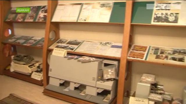 Национальный банк Хакасии рассказал, что можно купить на 100 рублей весом в 1 килограмм смотреть онлайн