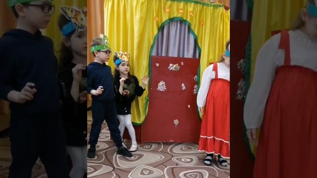 Мини-спектакль по мотивам сказки К.Чуковского смотреть онлайн