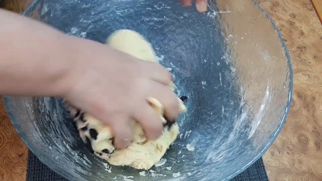 Рецепт вкусного и песочного печенья с изюмом за 15 минут