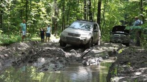 Suzuki Grand Vitara — mud offroad