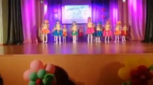 Танец "Конфетки"