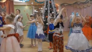 Новый год в детском саду. Необычный ВХОД на праздник